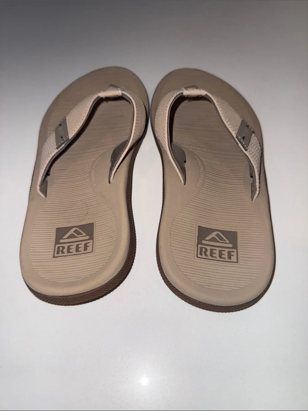 Reef Santa Ana Men's Flip Flop Sandals Size 7 Tan Beige